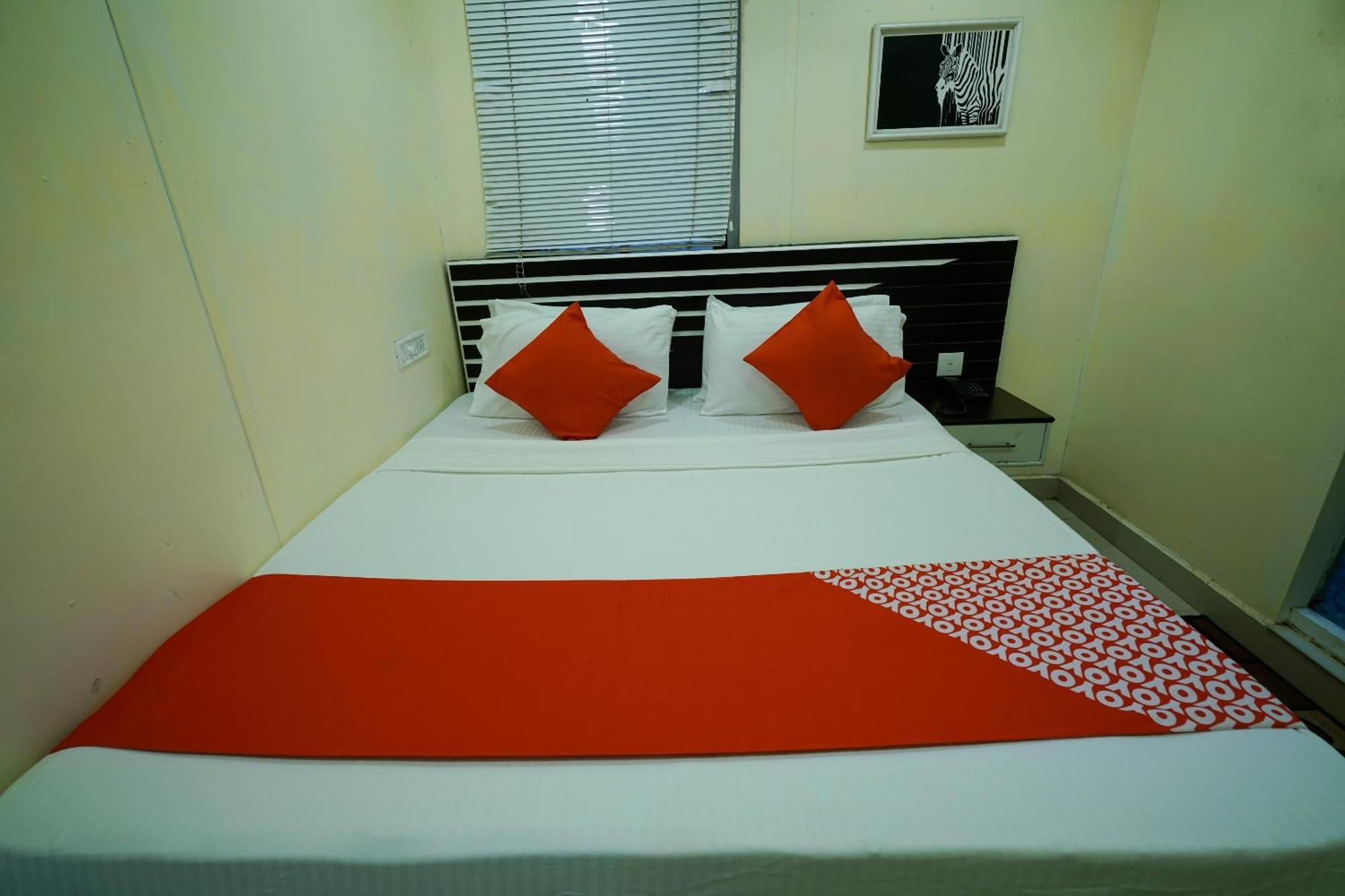 מונאר Oyo Hotel Cocoa Tree מראה חיצוני תמונה